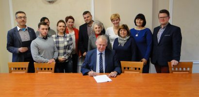 Historia sukcesu: Młodzieżowa Rada Miejska (Olsztynek), czyli bobasy do urn!