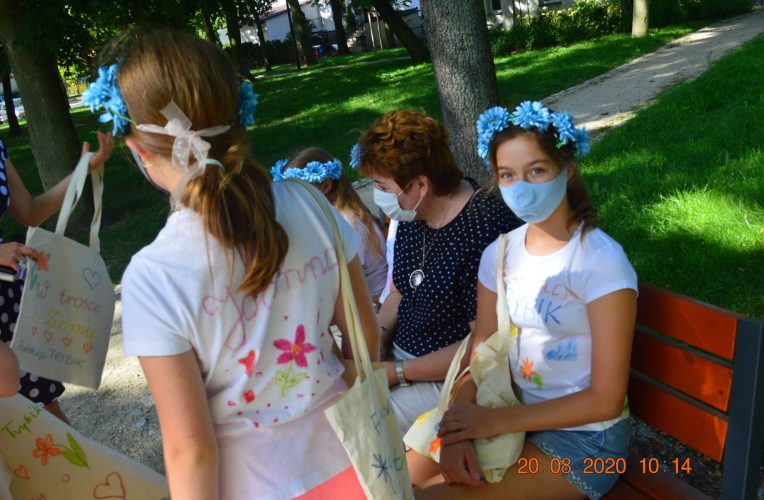 Trybiki poszły z torbami na ulicę…