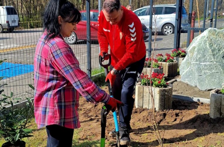 Ogród Historii w Płouszowicach – lokalna inicjatywa na 110. rocznicę bitwy pod Jastkowem